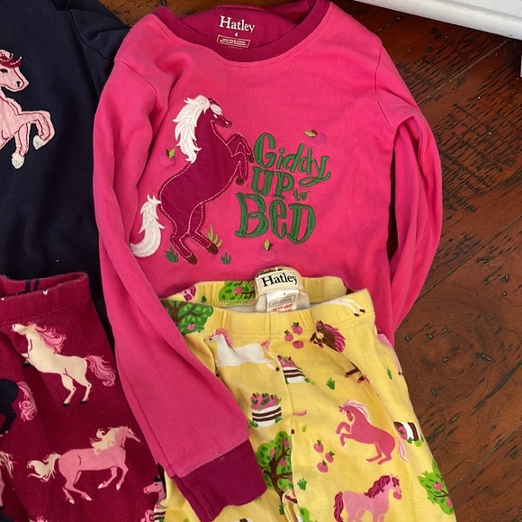 Bundle of 5 Hatley and one Lazy one pajamas sets - Picture 9 of 9
